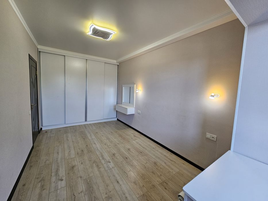 Продаётся своя квартира 3/3/4. Куйлюк 1. Площадь 80 м²