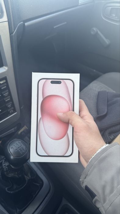 Айфон 15 на 128гб