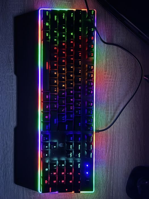 Tastatura gaming mecanica A+ Kago, iluminare rainbow, palm rest
