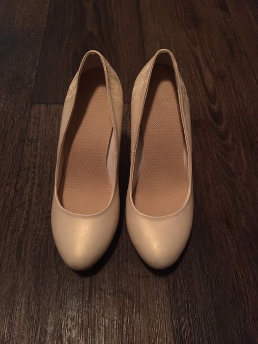 Туфли, бежевые, новые