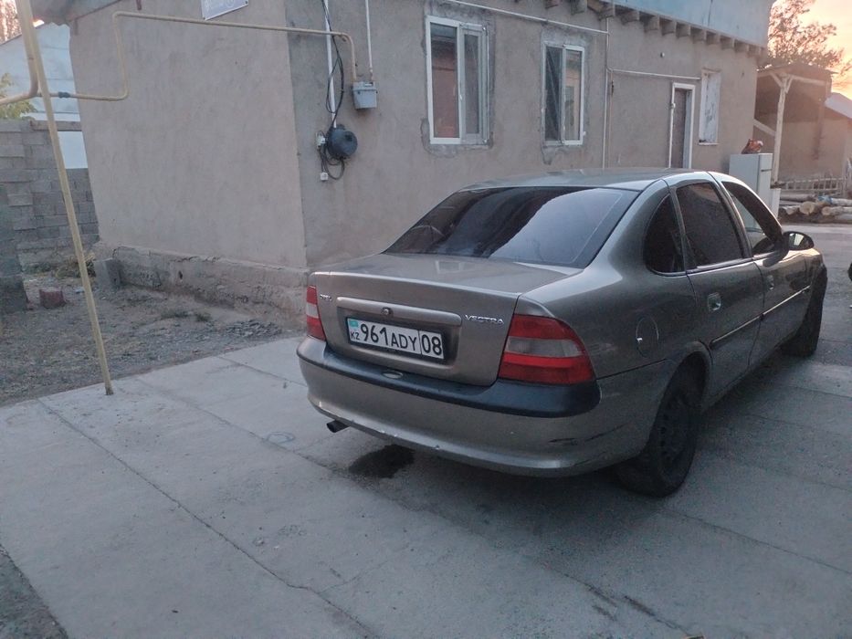 Опель вектра 1.8