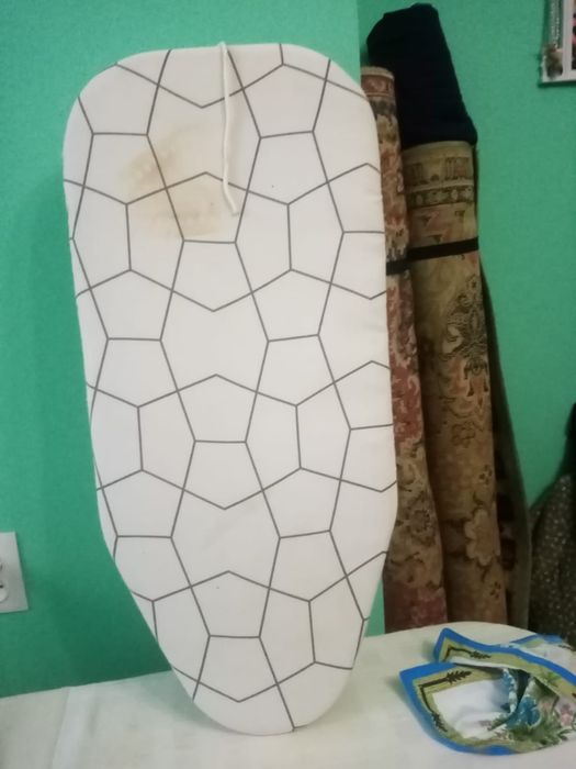 Продаю гладильную доску настольная