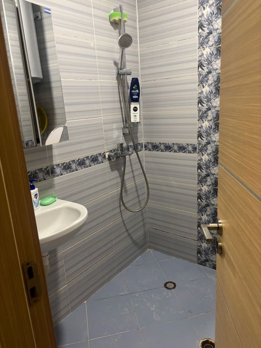 Дава се под наем Двустаен апартамент в Варна, Кайсиева градина - 45 кв.м за 298.86 € - Снимка #3