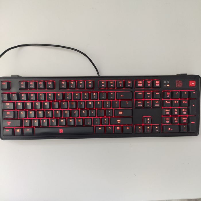 MEKA Pro Cherry MX Red Mecanic