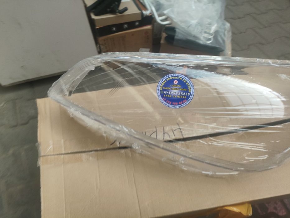 Кия рио стекло 17+