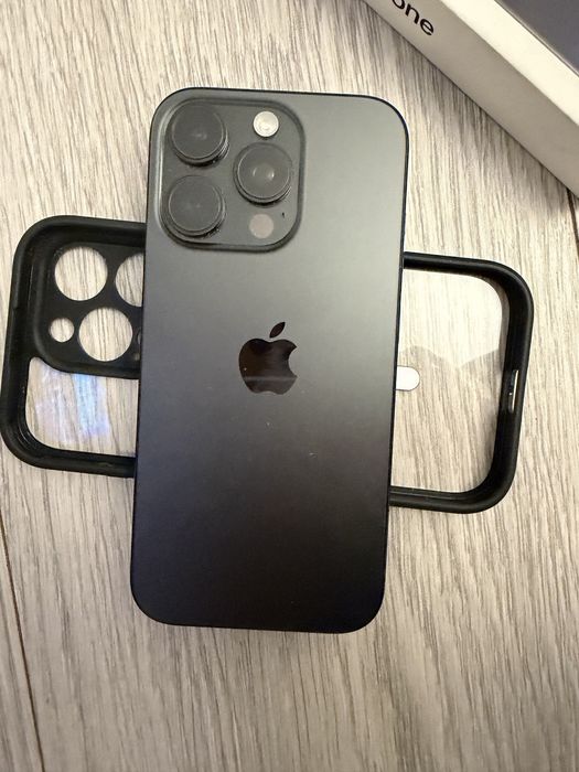 Iphone 16 pro luat anul trecut in decembrie