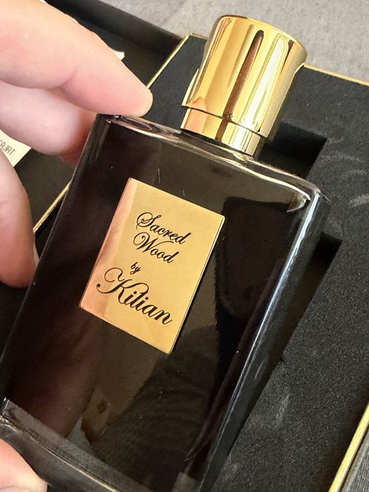 Kilian Sacred Wood Parfum Aelia Obsentum