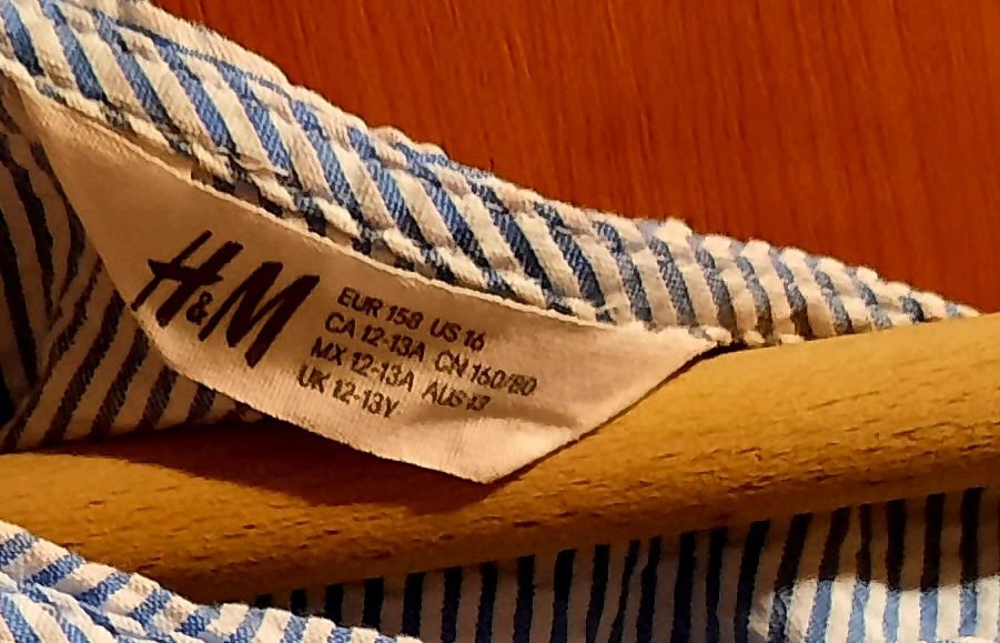 Bluza cu volane si un umar gol H&M 12-13 ani