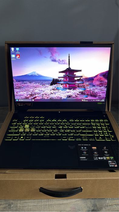 Продам  б/у ноутбук