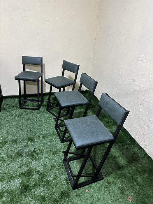 Барные стулья в стиле лофт