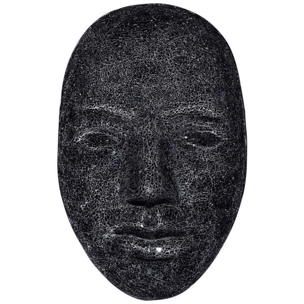 Масивна дизайнерска маска