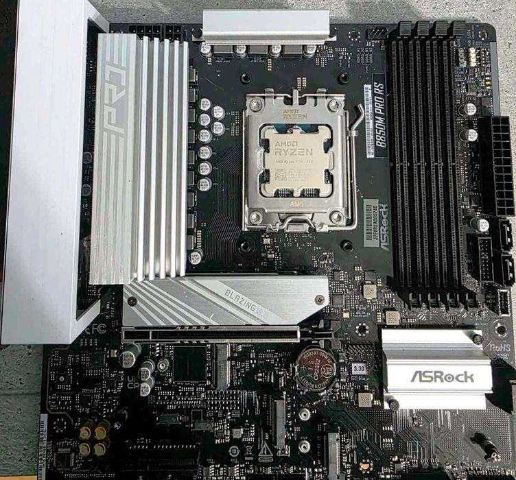 Комплект Ryzen 7 7800X3D, Asrock B850M Pro RS, RAM 16GB DDR5 6000