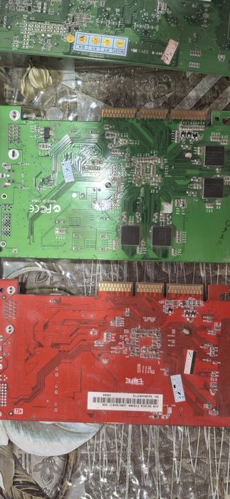 Продаются старые видеокарты оптом