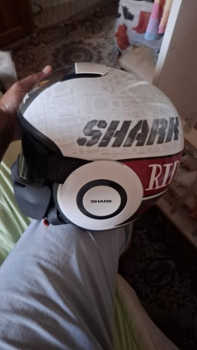 Shlem shark sotiladi