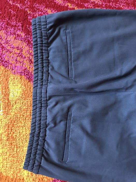 Pantaloni de stofa