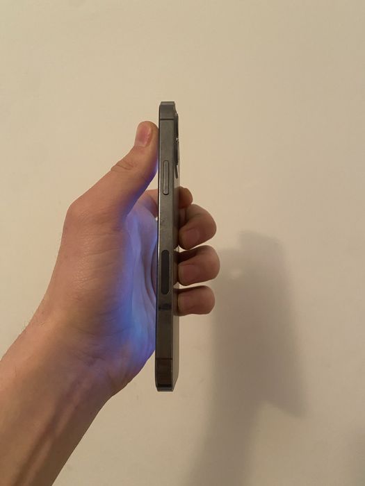 Продам Iphone 12 pro 128gb