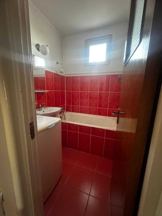 Apartament 4 camere aproape de metrou- Dr. Taberei