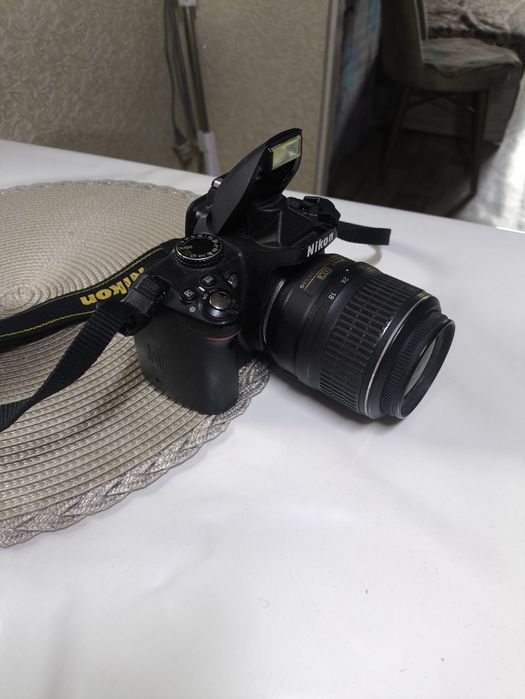 Nikon digital camera D3000