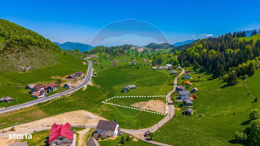 Fundata Centru | 3.962 Mp Asfalt + Utilități | Vedere Bucegi