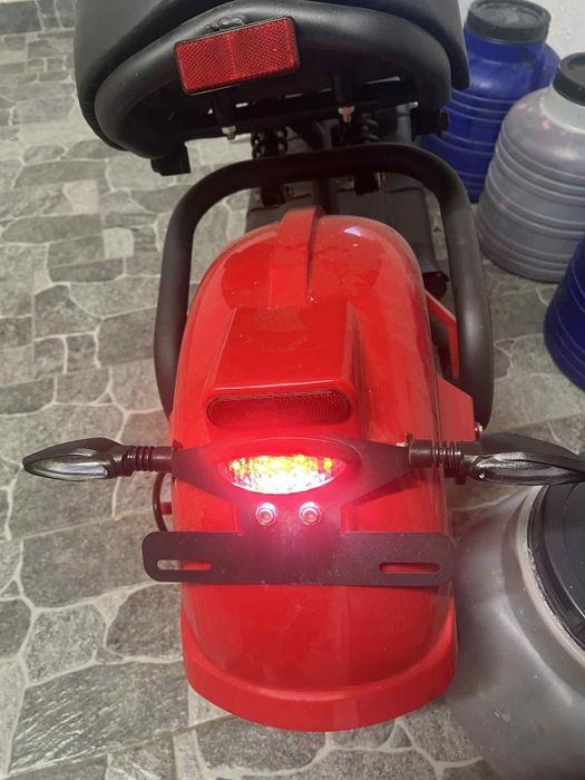 Scuter electric!  Model 2024