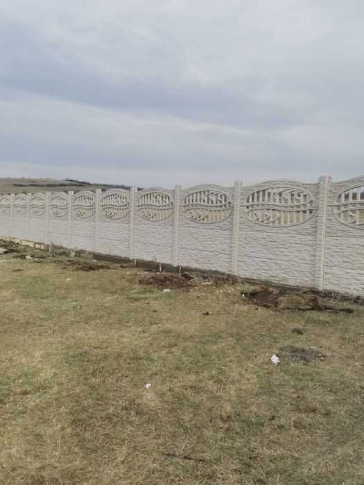 Gard din placi de beton