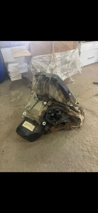 Cutie dacia logan 1.5 dupa 2014