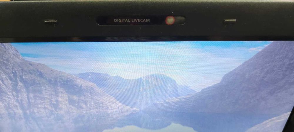 Нетбук Samsung NP-N145 Plus