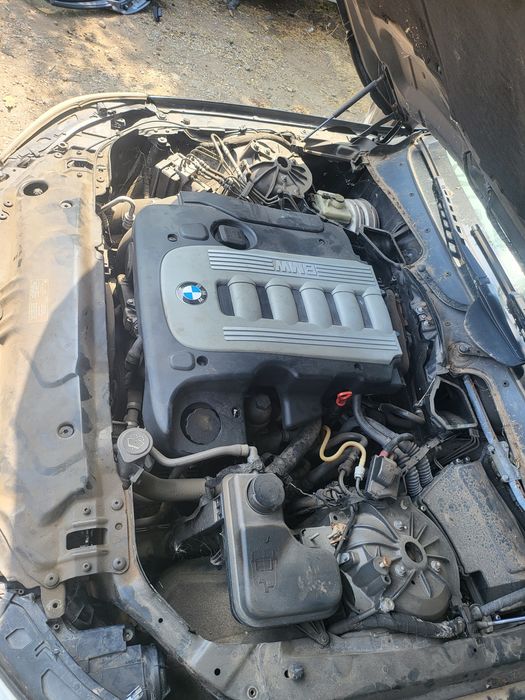 Бмв е60 525д НА ЧАСТИ
