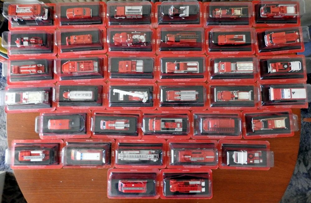 Del Prado 75 machete masini pompieri reviste engleza