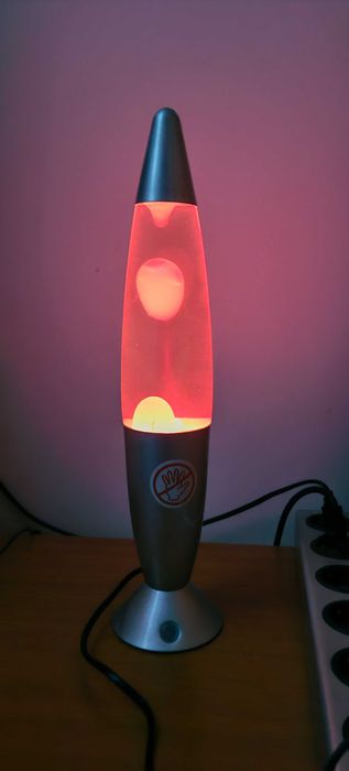 Lampa veghe cu bule de ceara