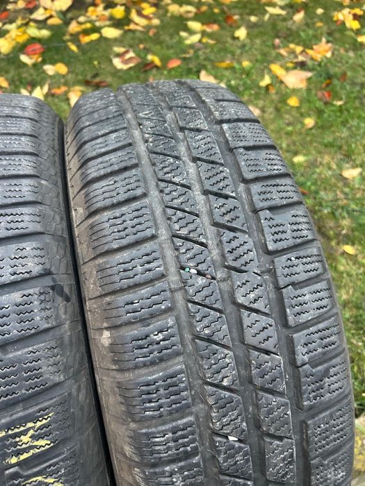Set 4 anvelope de iarnă Continental 215/65 R16