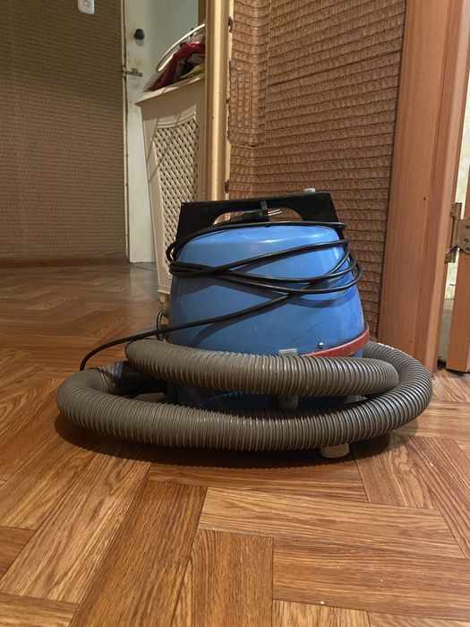 Отдам пылесос в рабочем состоянии