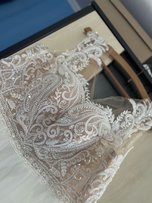 Vand rochie de mireasa