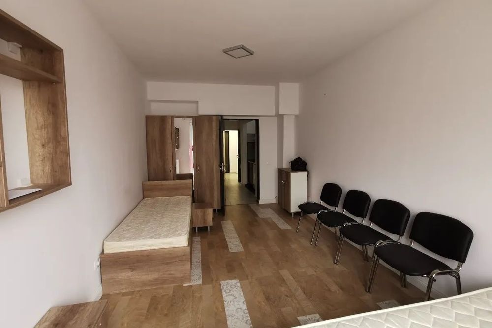 Garsonieră(detalii în descriere)