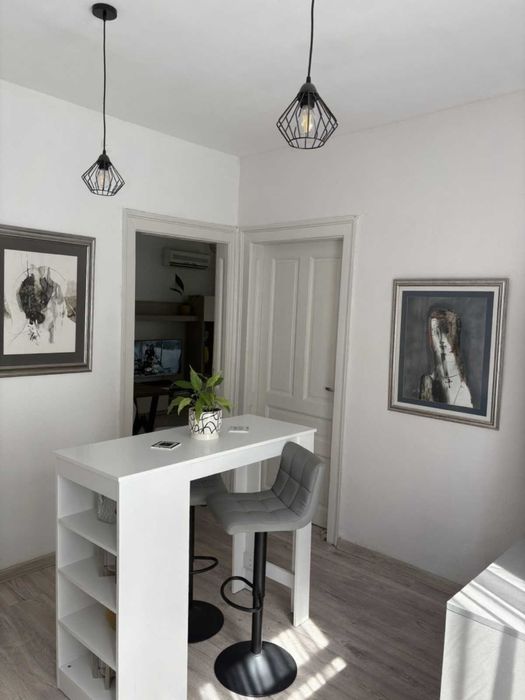 Продава се Многостаен апартамент в Пловдив, Център - 140 кв.м за 2508 €/кв.м - Снимка #6