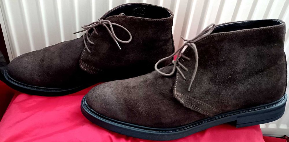 Ghete chukka din piele naturala intoarsă mărimea 44 made in ITALY