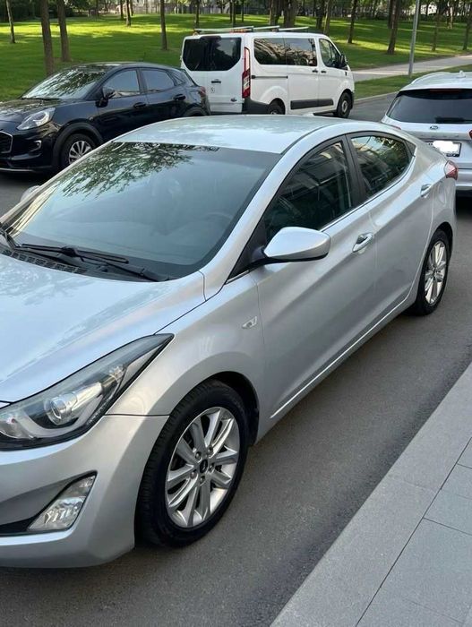 Hyundai Elantra 1.6