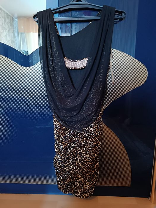 Дёшево продам женские платья