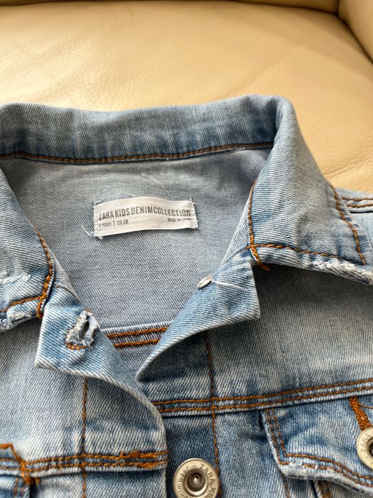 Vand geaca de blugi Zara copii