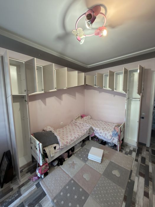 Детско обзавеждане,легла с гардероби