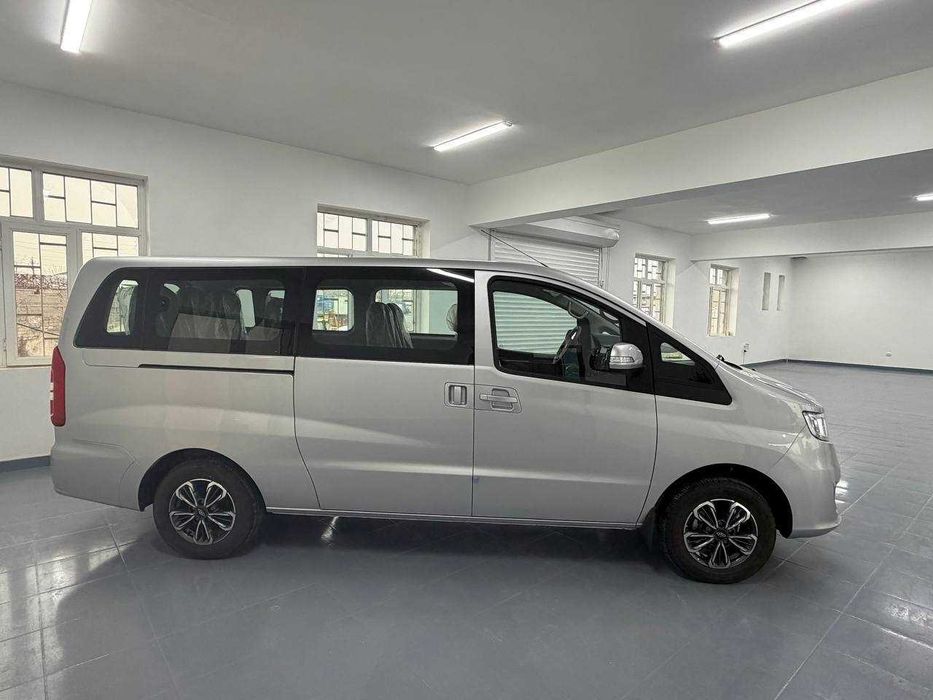 JAC M3 LUXE Miniven