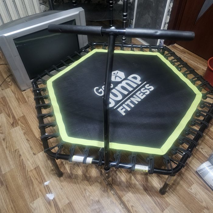 Продам батут недорого