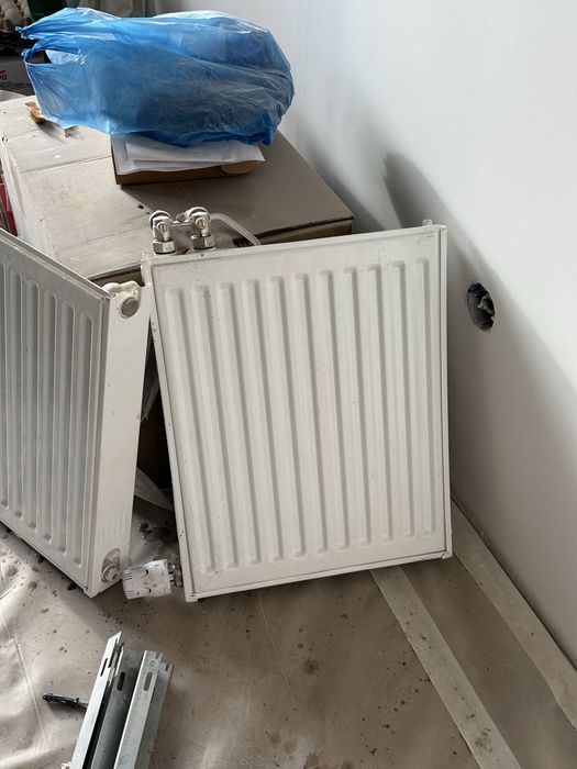 Батарея новые продаем две штуки