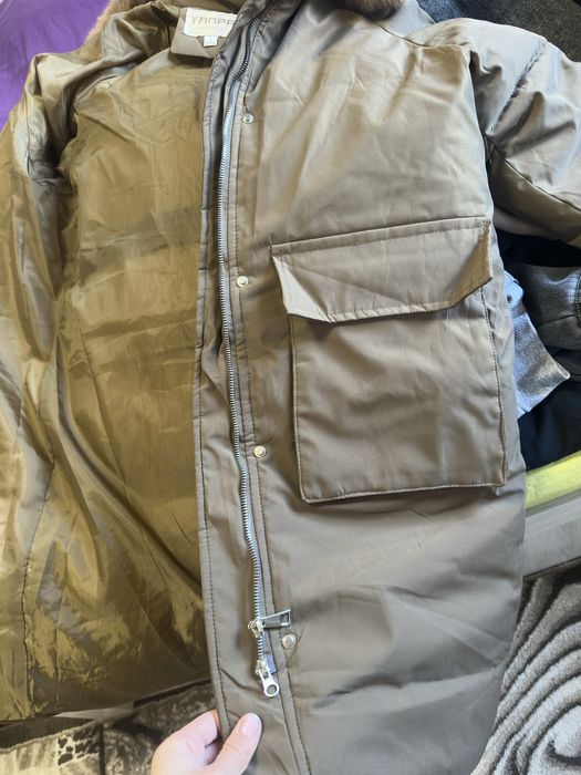 Куртка Срочна сотилади