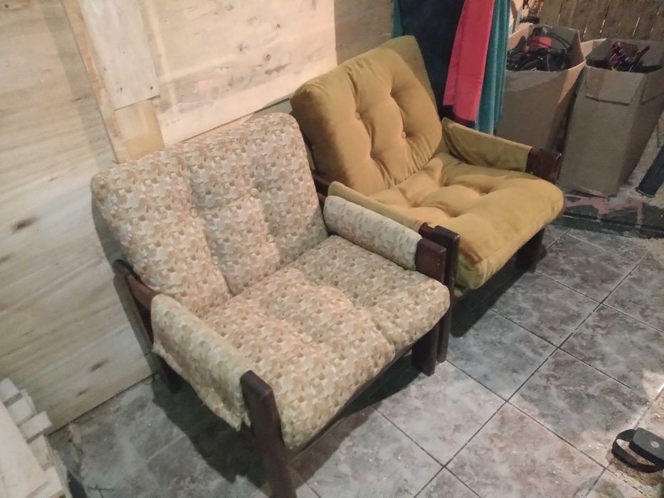 Дървени фотьойли