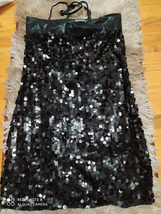 Платья.             .