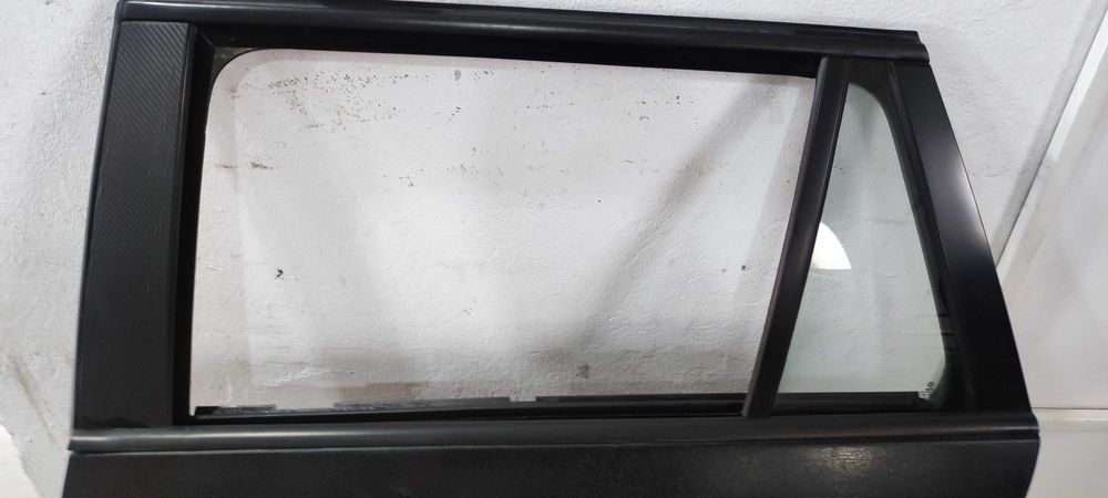 Usa spate dreapta volkswagen vw golf 5 break cod culoare LC9X