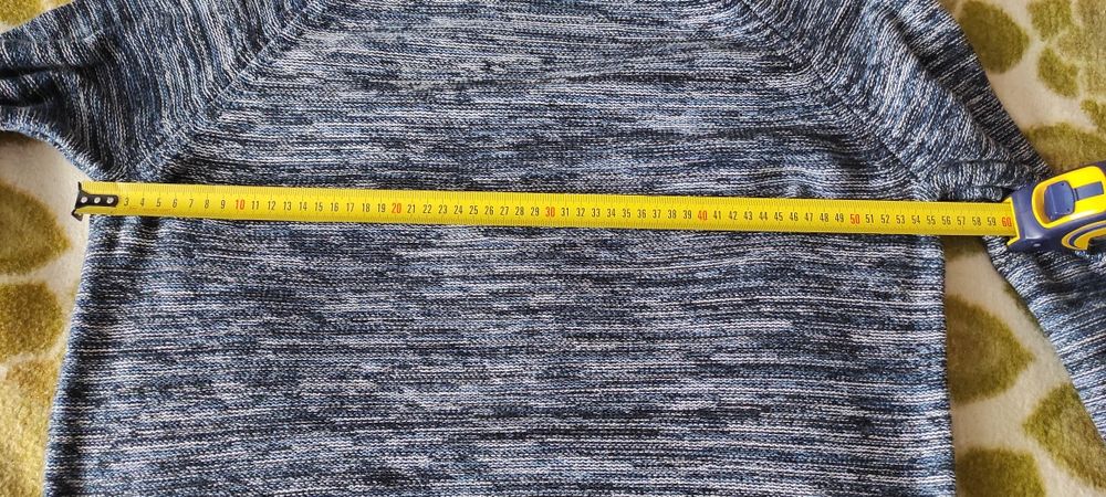 Пуловер размер М