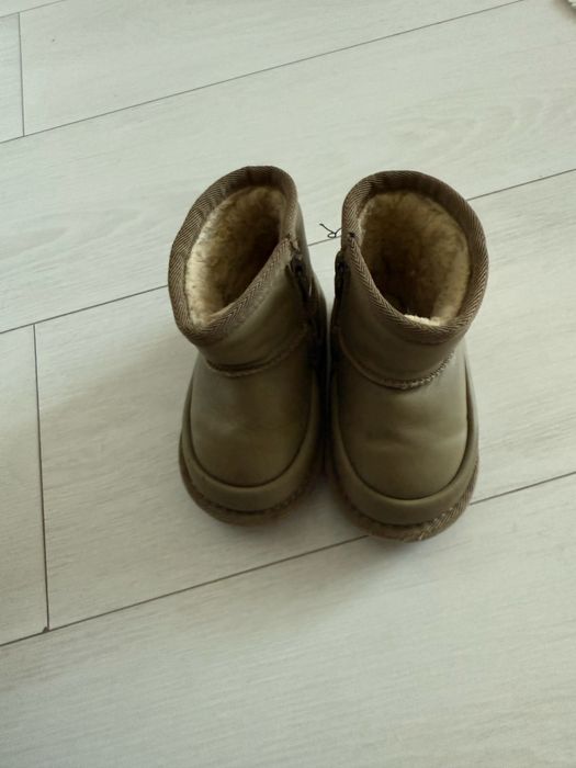 Осенние детские сапоги