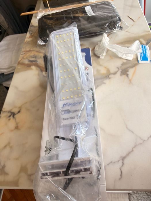 Lampa  led acvariu lumina alba